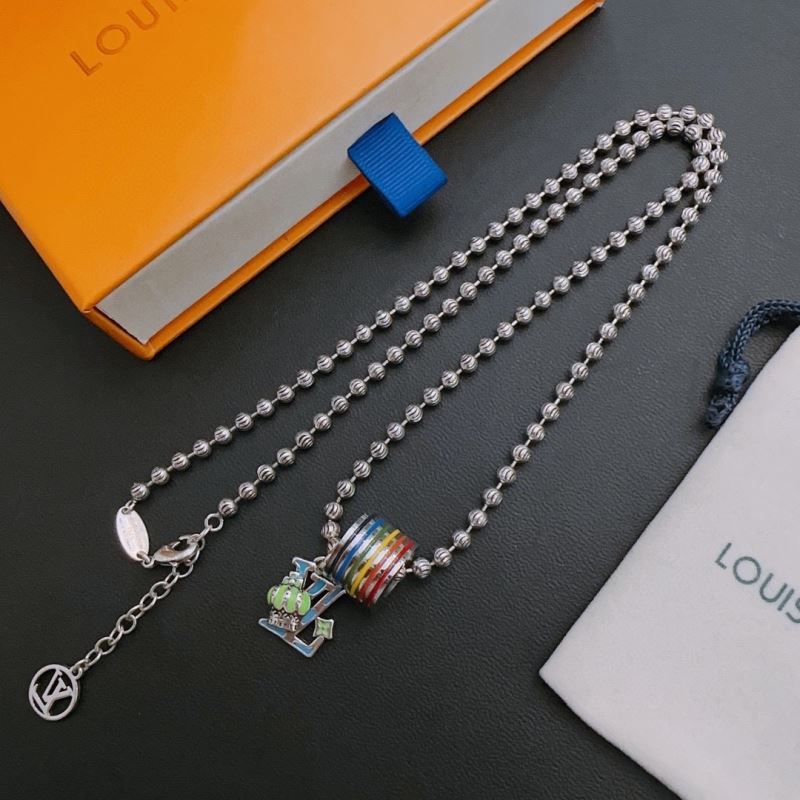 Louis Vuitton Necklaces - Click Image to Close